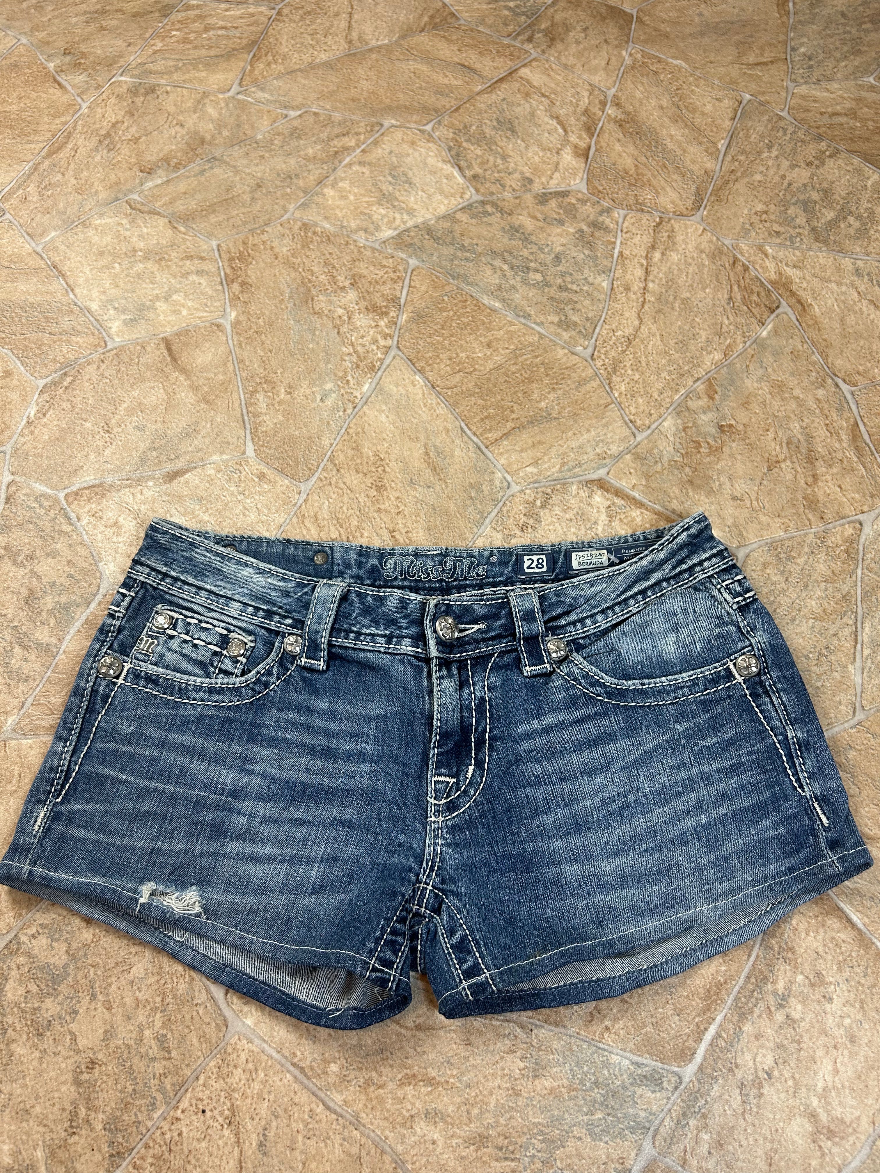 Miss Me Vintage Shorts, M