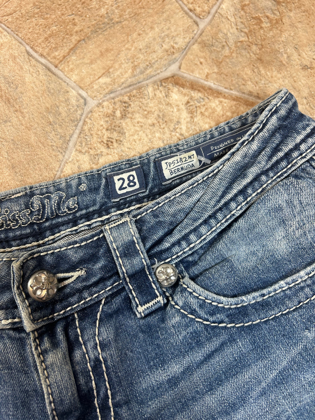 Miss Me Vintage Shorts, M